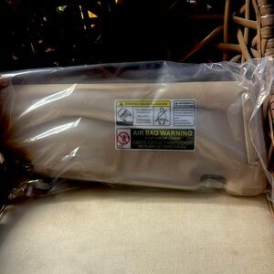 New Beige Left Driver Side Auto Sun Visor for Toyota Highlande 2008-2013 Sunroof